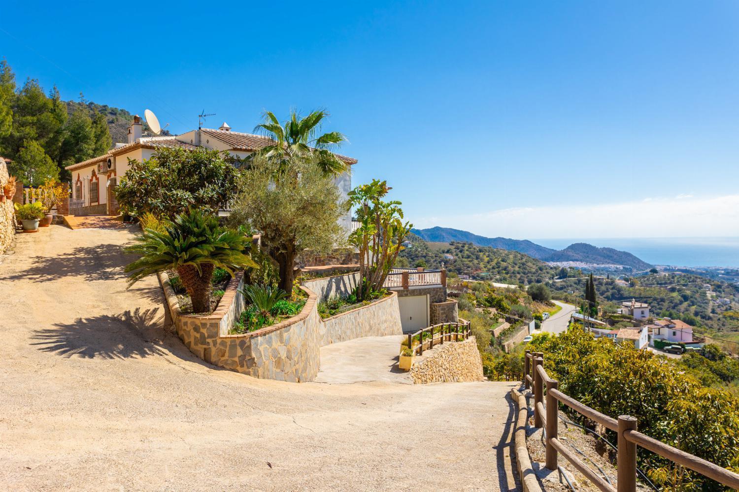 El Pedregal Villa